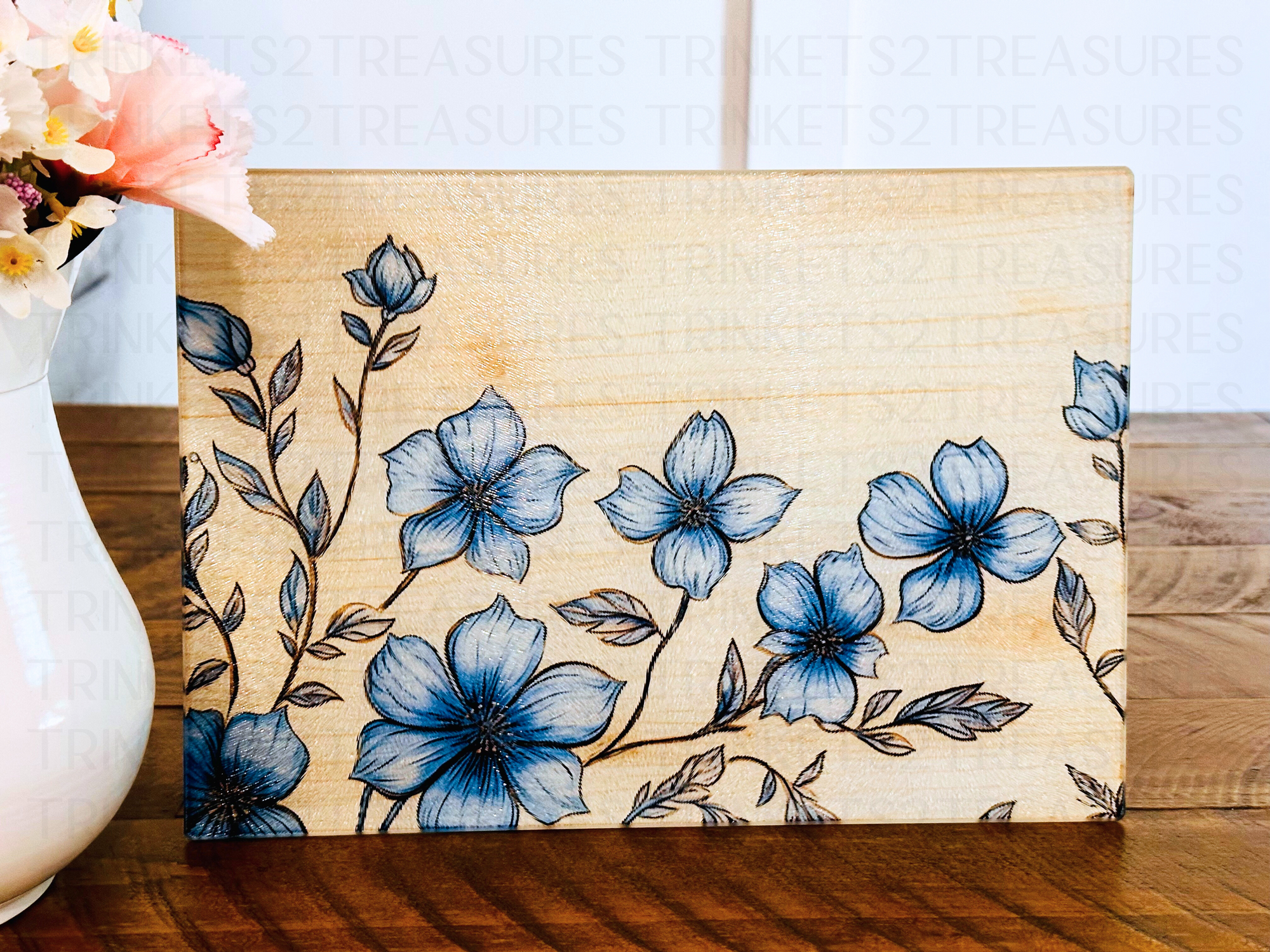 Personalized 8" x 11" Textured & Tempered Glass Cutting Board/Blue Flowers/#600