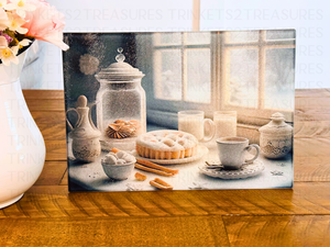 Personalized 8" x 11" Textured & Tempered Glass Cutting Board/Winter Sweets/#618