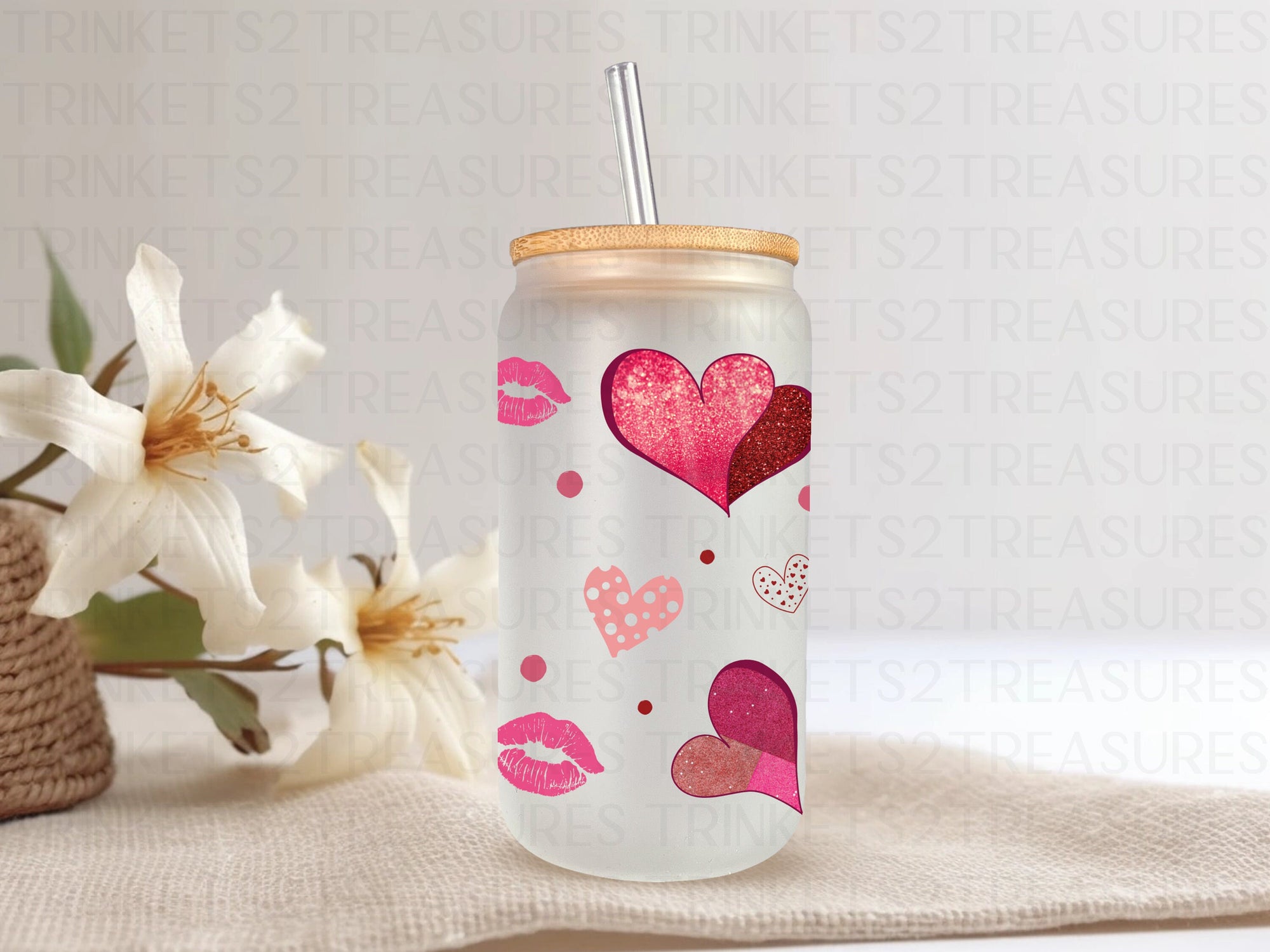 18oz PersonalizedFrosted Glass Tumbler/Glass Coffee Tumbler with Bamboo Lid & Glass Straw/Hearts and Kisses/#221